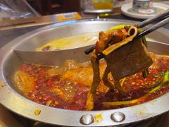 -沸炉重庆老火锅(军事博物馆店)