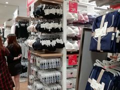 -UNIQLO(朗豪坊店)