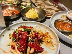 -草家酱蟹炭火烤肉店(珲春南路一店)