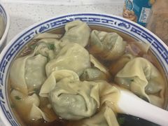 菜肉馄饨-古徽州馄饨店(宝安路店)