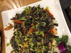 -菌海森林·非遗野生菌火锅(西山区滇池路摩根道店)