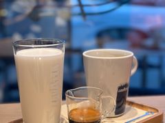 -LAVAZZA拉瓦萨咖啡(仁恒梦中心店)