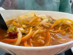 辣海鲜面-桃园中华料理炸酱面(燕儿岛路店)