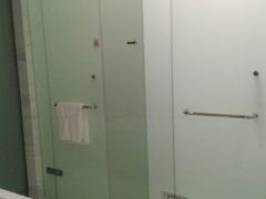 -上海滴水湖皇冠假日酒店