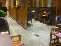 大堂-东来顺铜锅炭火涮肉(上地华联店)