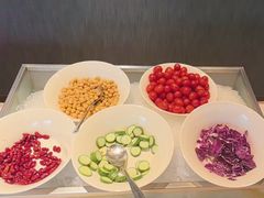 -筠咖啡西餐厅(上海国展宝龙丽筠酒店)