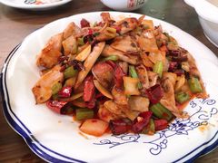 -公寓家常菜馆(海军博物馆店)