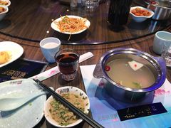 -名都晓荷塘主题火锅(海林店)