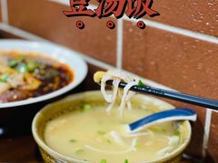 -朱大嘴肥肠血旺(福字街店)
