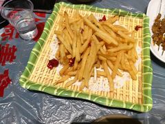 -肥肥虾庄·金牌油焖大虾(杨园滨江时代walk店)