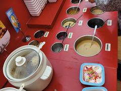 -龍歌自助小火锅(市北台东利群店)