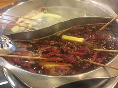 鸳鸯锅底-川成串·自助串串香火锅(朝阳店)