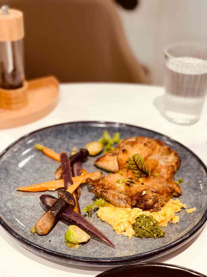 pasto bistro 怕事儿多西餐·咖啡-"因为到附近办事,找了一家看起来还