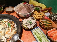 -周小明火锅(黑金冠社区店)