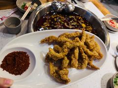-肖肖酸萝卜鱼火锅(总店)
