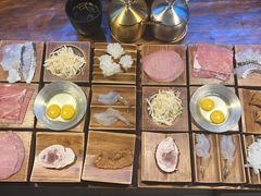 -银米·云南传统过桥米线(双廊黑金冠店)