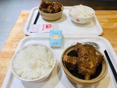 -万和春排骨砂锅米饭(新业广场店)