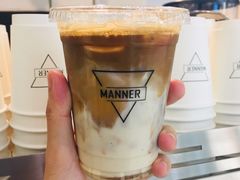 冰甜拿铁-Manner Coffee(芮欧百货店)