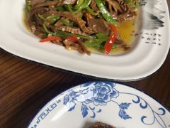 -缘来聚·徽菜名店(黄山宏村店)