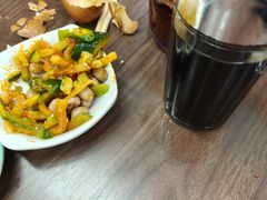 -吕氏馄饨包子大排档