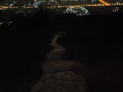 -鬼笑石后山停车场