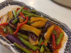 -维吾尔餐厅(宜山路店)