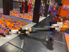 -Tenker Club弹刻极限主题公园 · 蹦床 · 团建 · 生日派对(大关店)
