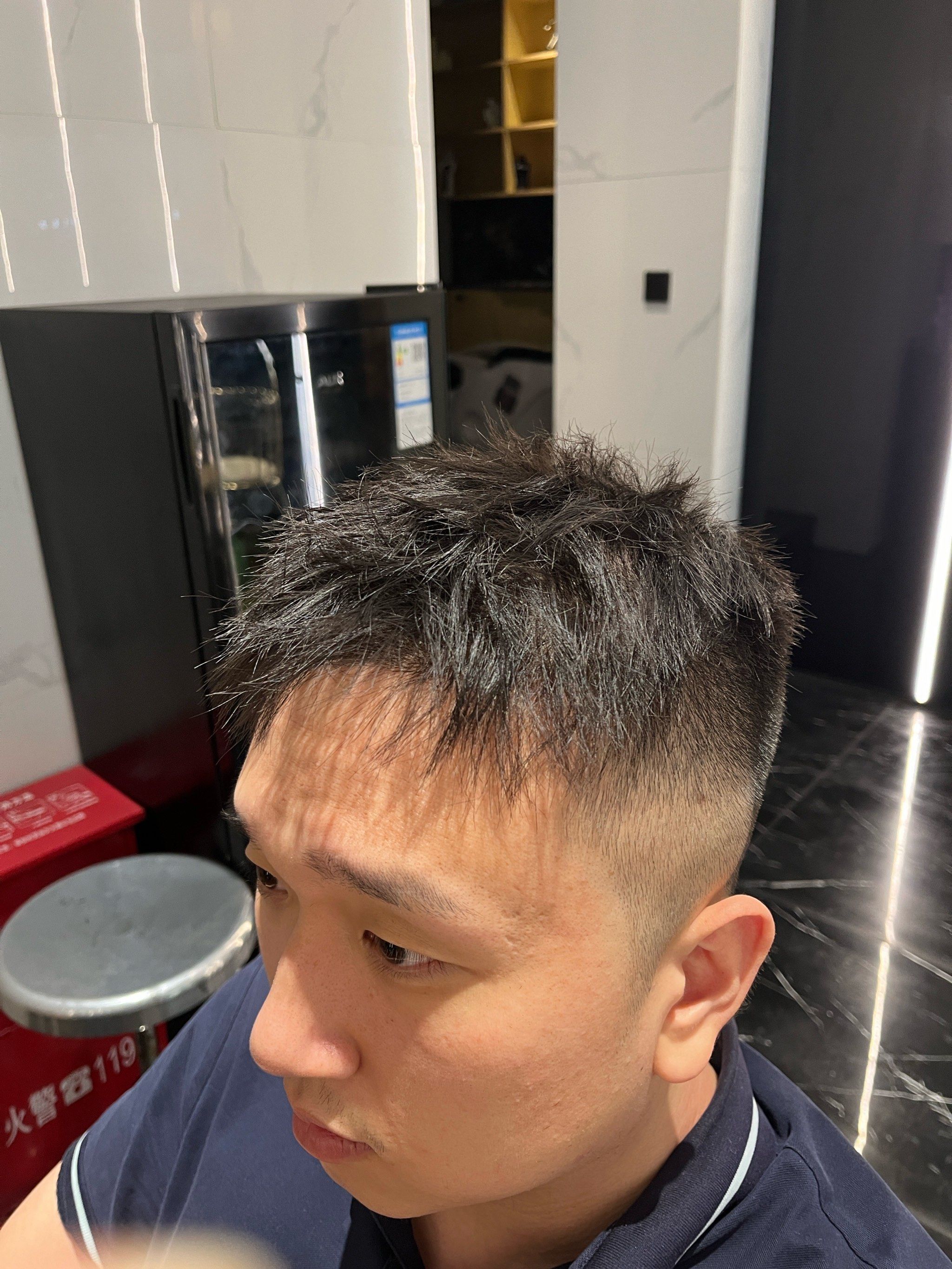 男士细软少发质烫发