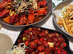 -巴厘龙虾·榜首油焖大虾(音乐学院·沿江酒馆店)