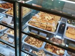 -上海哈尔滨食品厂(合生汇店)
