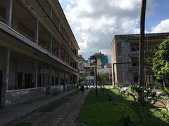 -吐斯廉屠杀博物馆