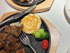 -享遇.锅姥姥牛排海鲜自助(小寨店)