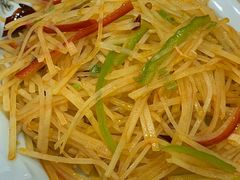酸辣土豆丝-胖妈妈餐饮(西津东路店)