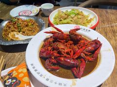 -叶派龙虾•招牌香辣蟹·海鲜(中海国际店)