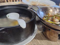 -香山湖家家宴(中山陵店)