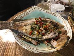 香茅草烤鱼-纳兰傣雀傣味餐厅