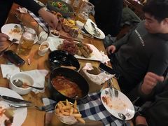 -皇冠自酿啤酒坊(中国红街5号楼店)