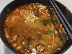 -牵人麻辣粉(粉巷店)