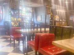 大堂-愉肴麻辣香锅(中山路店)