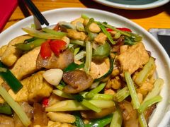 -九道菜有鸡鱼头(石鼓路店)