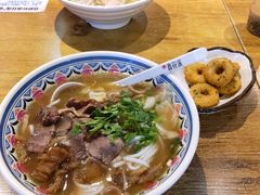 -鑫花溪牛肉米粉(人民广场店)