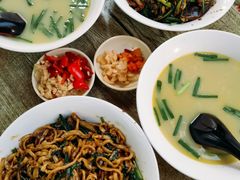 -三百碗宝应长鱼面(板仓街店)