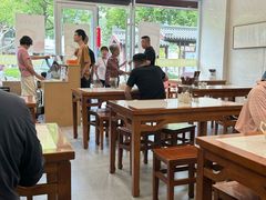 -老西白点心店
