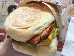鸡排厚蛋烧三层帕尼尼-肯德基(西单商场店)