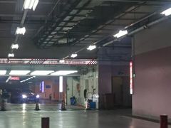 -大宁国际商业广场-地下停车库