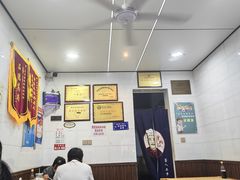-覃肥叔桂林米粉(粮道街店)