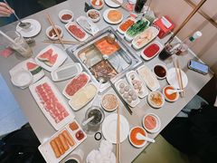 -海底捞火锅(新松江路生日主题店)