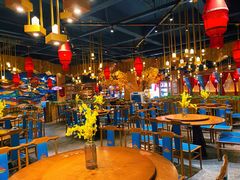 大堂-老滇山寨•云南特色菜•地方菜•民族风情歌舞表演(金碧店)