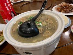 锅仔香菇丸子-燕风楼烤鸭店(建设总店)