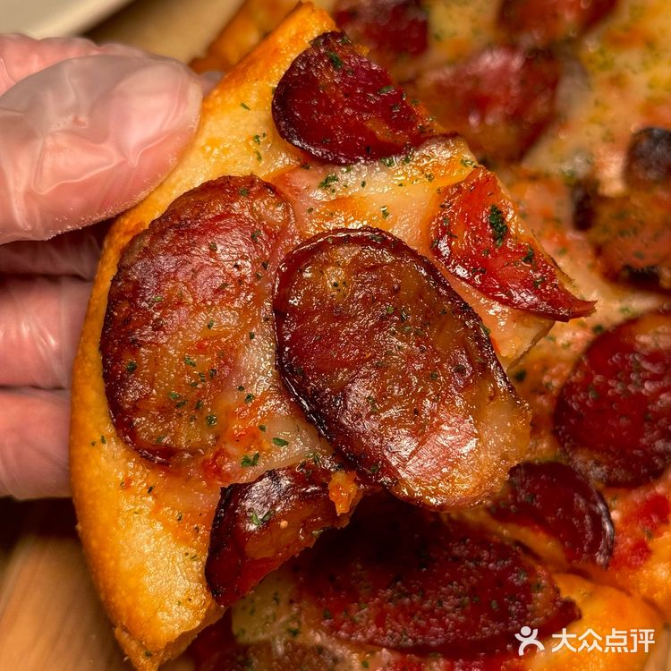 成都这么惊艳的美式西餐厅真不多了…
